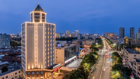 Yuncheng Guoguo Holiday Hotel in Yuncheng