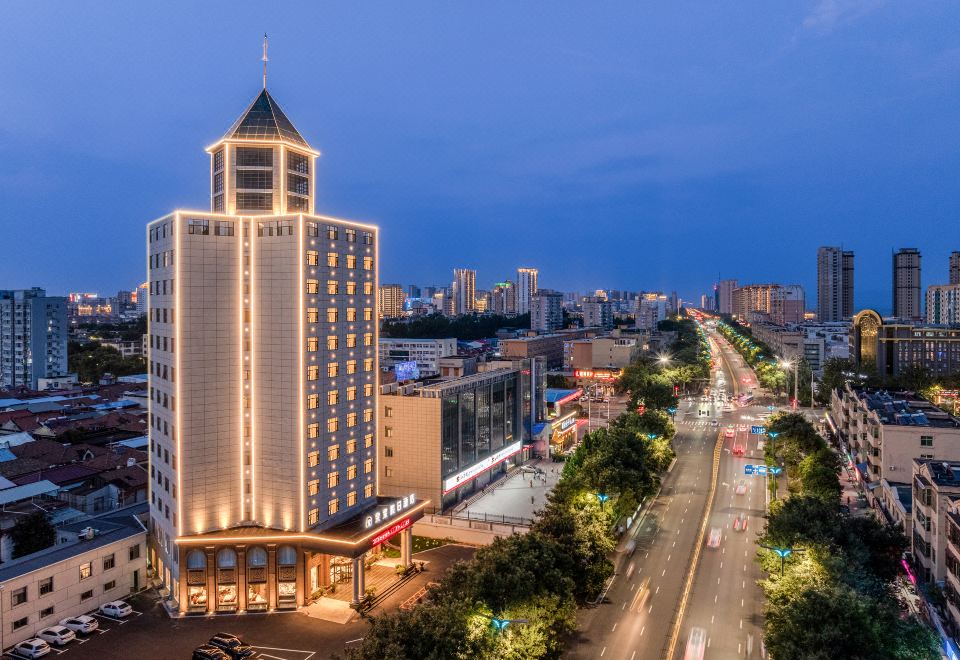 hotel overview picture