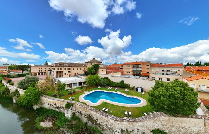 Azz Peñafiel Las Claras Hotel & Spa