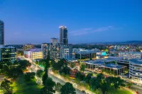 Crowne Plaza ADELAIDE by IHG - Mountain view