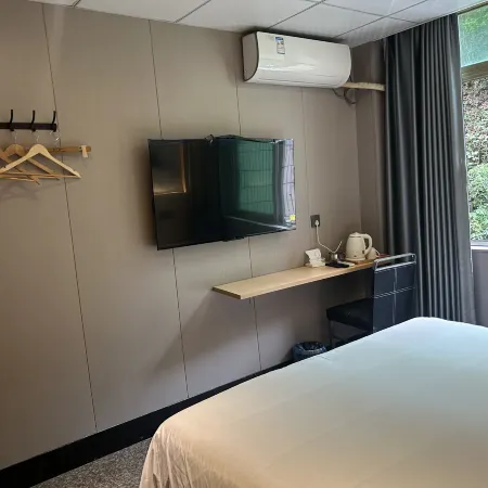 Rui'an Shangpin E-sports Homestay (Wuyue Plaza)