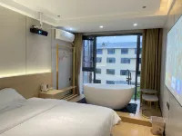 Gaoyiling Qingfeng Xiaozhu Homestay