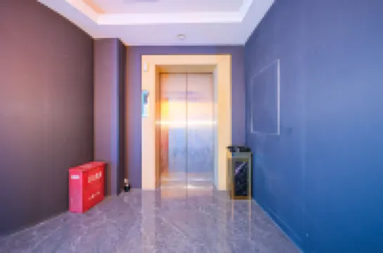 Saibo E-sports Hotel (Shishi Week YI Creative Park)