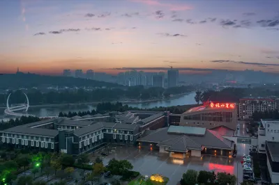 Fushan Hotel Yantai Hotel in zona Fushan Station
