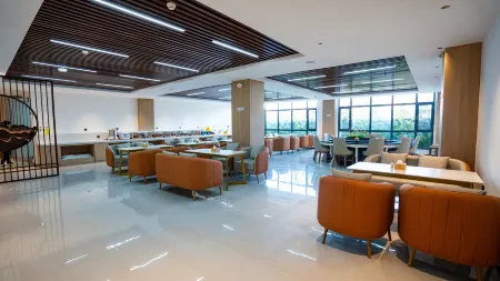 Yuzhou Xidi Hotel（Yuzhou Municipal Government East Business Pedestrian Street Store） Отели рядом с достопримечательностью «Yuzhou Forest Botanical Garden»