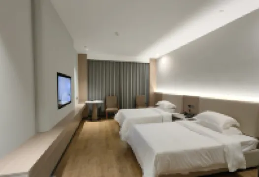 太倉浜江ガーデンホテル リュウ河古鎮周辺のホテル