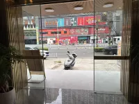 HOLAINN HOTEL