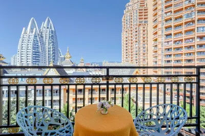 Naxin Hotel (Xishuangbanna Jinghong Gaozhuang XishuangjingStarlight Night Market)