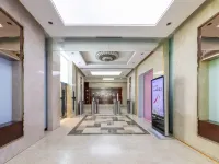 Yiyun Hotel (Taiyuan Station West Square Subway Station Liu Xiang) Hotels near Ying Ze