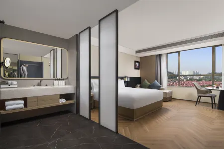 MEHOOD LESTIE Hotel (Guangzhou Panyu Qijiandian) Отели рядом с достопримечательностью «Chenyong Park»