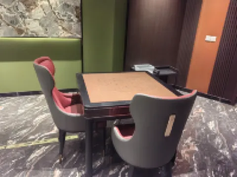 上海新時空君蘭ホテル（中山公園地下鉄駅）