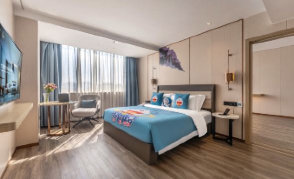 Elong Hotel (Zhaoqing Qixingyan Archway Plaza)