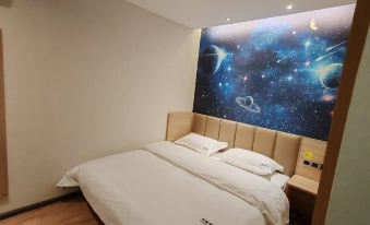 Zhenfeng 7 Days Sunshine Hotel