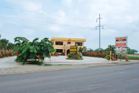 Golden Sunrise Hotel I by RedDoorz Отели рядом с достопримечательностью «Пангасинан Стейт Юниверсити, Ерданета Кампус»