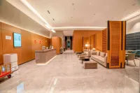 Jun Yuelan Hotel (Qinzhou Changrong World Trade Plaza Qinzhou East Station)