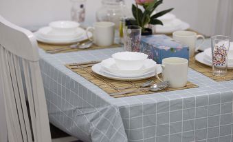 KingSuite | Nightlife | 3min-Tram-away | DXBMarina