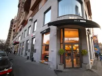 甜蜜之家公寓飯店 亞美尼亞歷史博物館附近的飯店