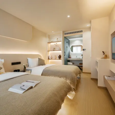 Coming for Dali · Shantran Luxury Retreat in the Wilderness Отели рядом с достопримечательностью «Ворота Эрхай»