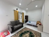 Capital O 91117 Noor Room Stay Hotels in Asam Kumbang