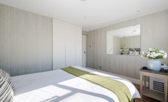 Luxury 3 Bedrooms Apartment in Central London