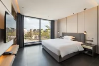 โรงแรมหลี่เหว่ย (พื้นที่ทิวทัศน์ภูเขาซีเฉียว ฝอซาน ชุมชนฉียนกูชิง กว่างตง)