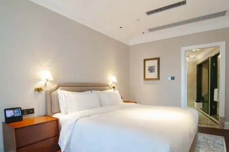 Royal Grace Hotel Optice Valley Wuhan Отели рядом с достопримечательностью «Wuhan Huaxia Institute of Technology»