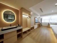 Urba Hotel (WestLake Cultural Square Subway Station) Hotels near Xiacheng