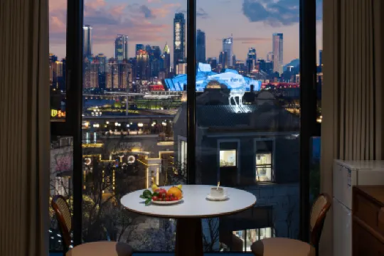 Serenity Tile Retreat Hotels near Tanzishi Wharf