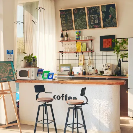 Yihai Homestay (Weizhou Island Wucaitan Branch)