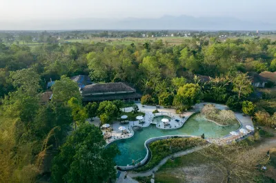 Barahi Jungle Lodge