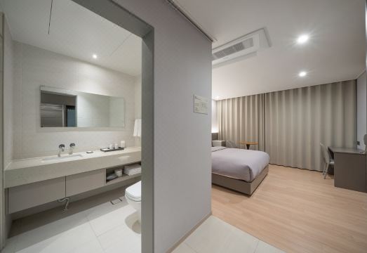 ACT 호텔 피트니스 센터 또는 라운지 바 사진 2