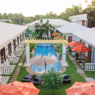 E L Westensee Resort Hotels near Panglao Beach