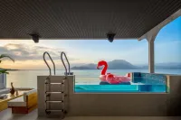East Coast Sea View Vacation Homestay (Shenzhen Dapeng Suocheng Jiaochangwei Beach Branch) - Private Pool
