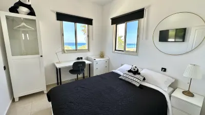 GW951 Gugel Waves Amazing Seaview Apartments Hotels in Nahariyya