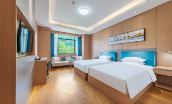 West Lake Hillview International Hotel