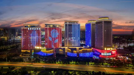 HARBOR REGENT HOTEL Отели рядом с достопримечательностью «Kunming University»