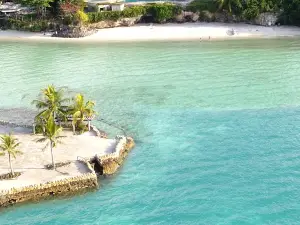 Popular 4-Star Select Hotels in Dauis