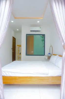 HUYNH HOMESTAY