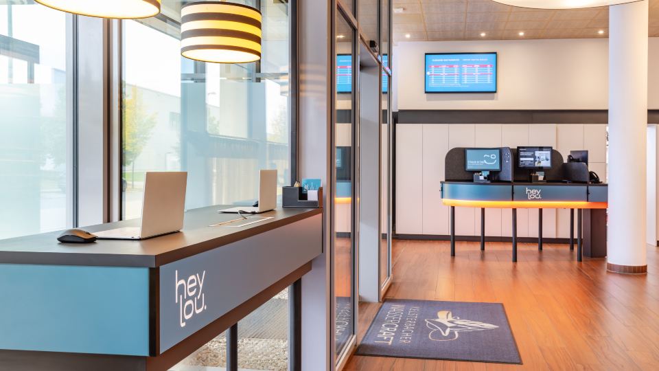 Hey Lou Hotel Frankfurt Airport