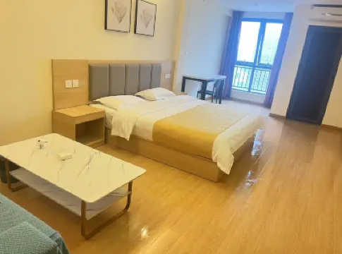 Haoji Youxiang Hotel (Longhu Times Tianjie Electronic Science university) Hotels in der Nähe von Sports Center Comprehensive Gymnasium， Qingshuihe Campus， University of Electronic Science and Technology of China