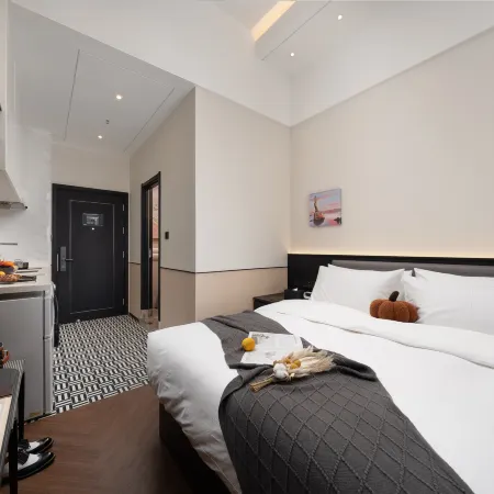 Yuejin Rezen Hotel Apartment‌ Zhuhai International Convention and Exhibition Center Отели рядом с достопримечательностью «Мир без динамики Star Chita»
