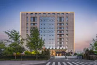 Century Garden Hotel Beijing Nanfaxin Subway Station Branch Hotels near Capital Medical University Yanjing Medical College