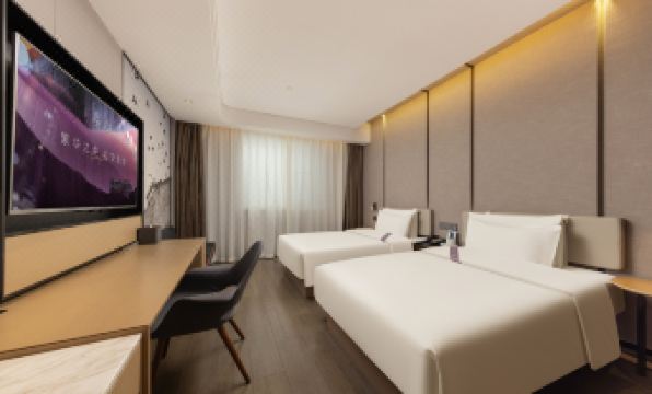 Elong Hotel Shanghai Pudong Jinqiao LaLaport。