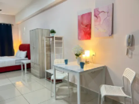 PremierHive - Smart Suites Cyberjaya Hotels near Limkokwing University