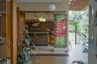 Wood Hotel Hotel di Kecamatan Cidadap