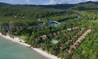 High Season Pool Villa & Spa