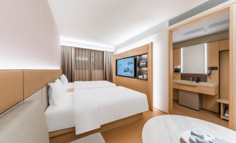 Ji Hotel (Guangzhou Shangxiajiu Pedestrian Street Chen Clan Academy)