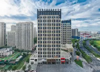 Rezen Dong Hotel (Harbin West Railway Station, Wanda Plaza) Отели рядом с достопримечательностью «Dongqing Stadium»