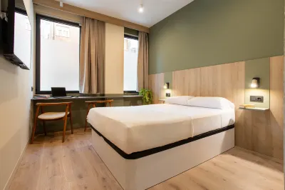 Ola Living Chamartín Studios Hotels in Financial District