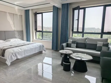 Linli Homestay Отели рядом с достопримечательностью «Zhonggulou»